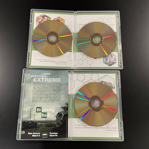 Breaking Bad - The Complete First Season (DVD Set) - Picture 6 of 7